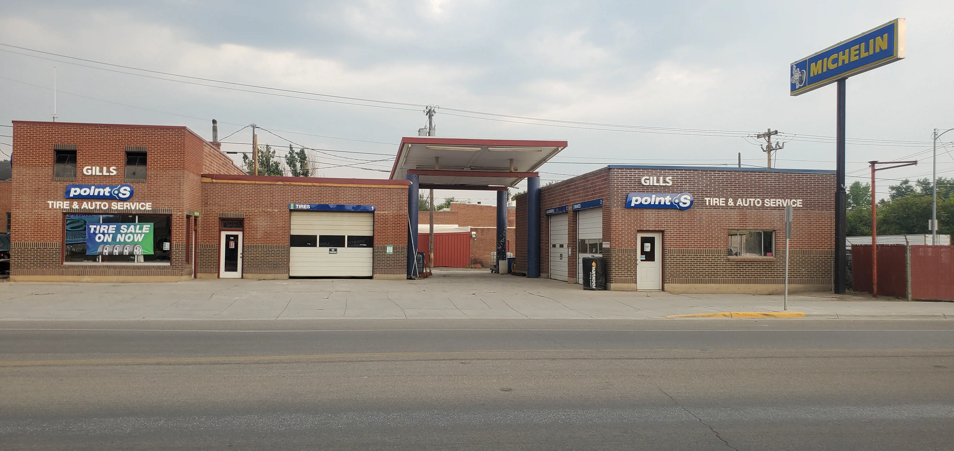 Gills Point S Tire & Auto Service - Lewistown